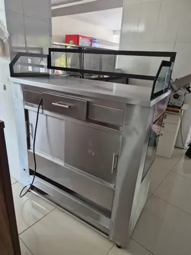 Vitrine refrigerado - 100% aço inox interno e externo- sob medida 