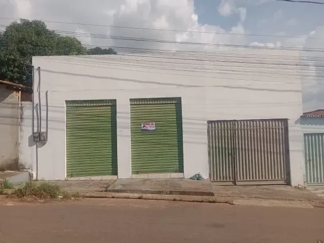 Vende-se casa com ponto comercial no Bairro Da Paz - Parauapebas/PA