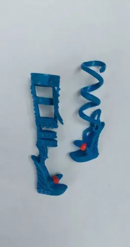 Boneca Monster High (sapatos)
