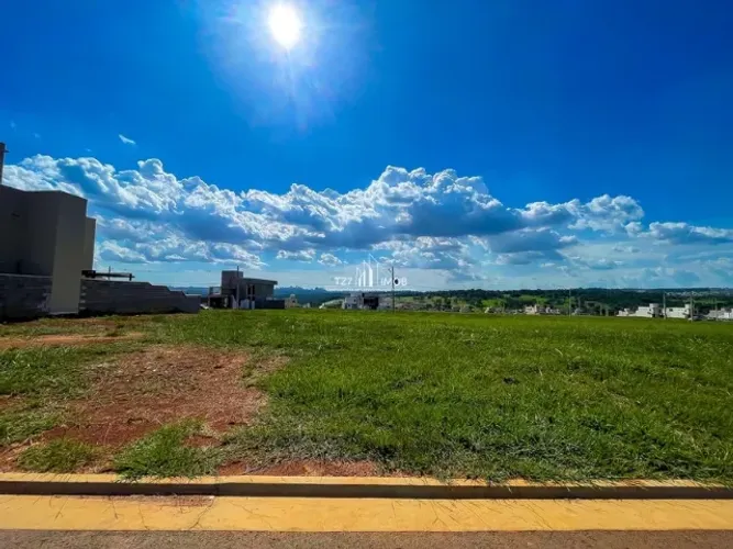 Lote Jardins Parma com 265,66 m² - por apenas R$ 33.207,0