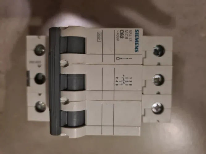 Disjuntor Siemens tripolar