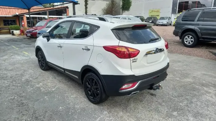SUCATA JAC T5 2018