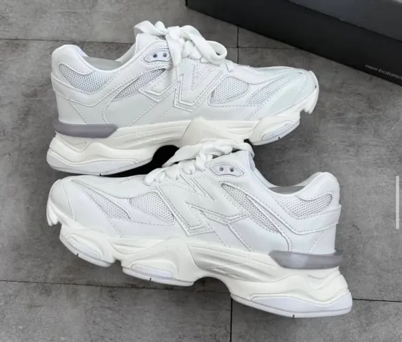 Tenis new balance 9060 Branco 