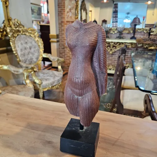 Antiguidades, escultura torso de resina rainha Nerfetiti , decoração