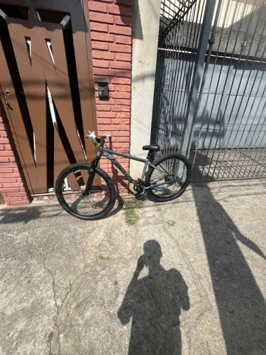 Vendo Bicicleta Absolute nero 5 recém montada