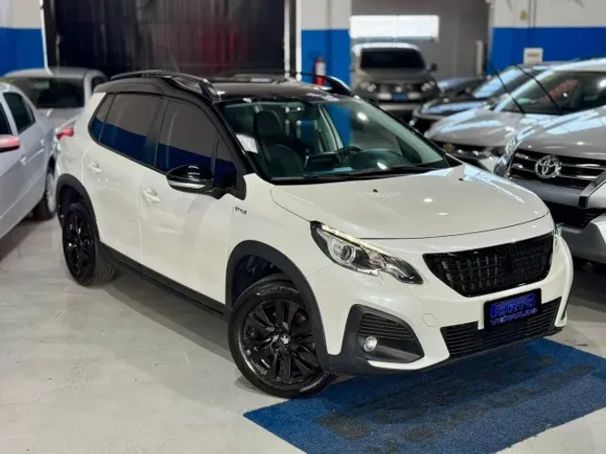 Peugeot 2008 1.6 Style 2023 Automática 