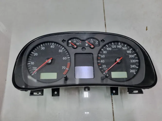 Painel Instrumentos Vw Golf Bora 1999 A 2007