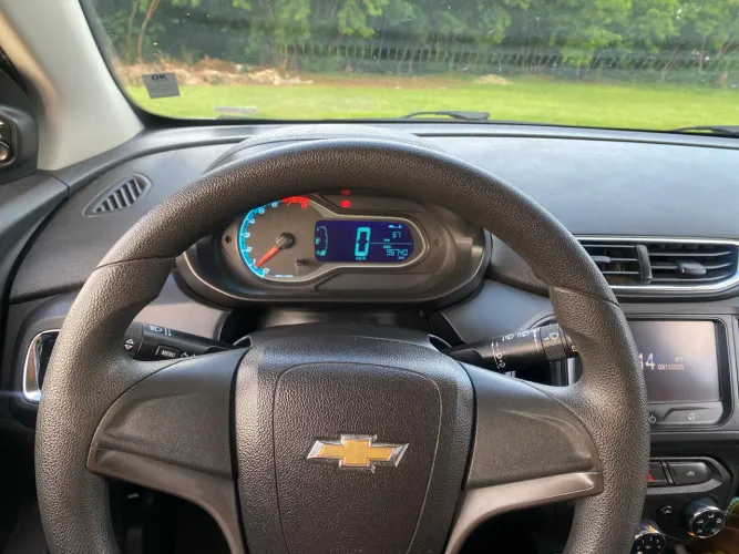 Chevrolet Onix Hatch LTZ 1.4 8V Flex Power Mec. 4P 2014