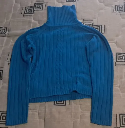 sueter azul jinglers