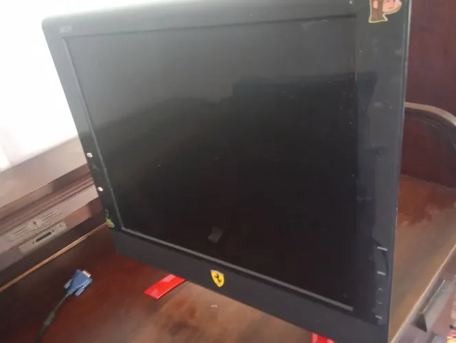 Monitor Tela LCD Acer F19 Ferrari leia o anúncio 