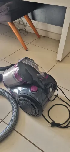 Aspirador de Pó Compacto - Prático e Eficiente