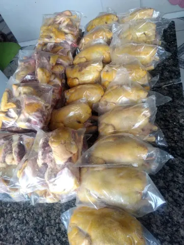 Galinhas caipiras 