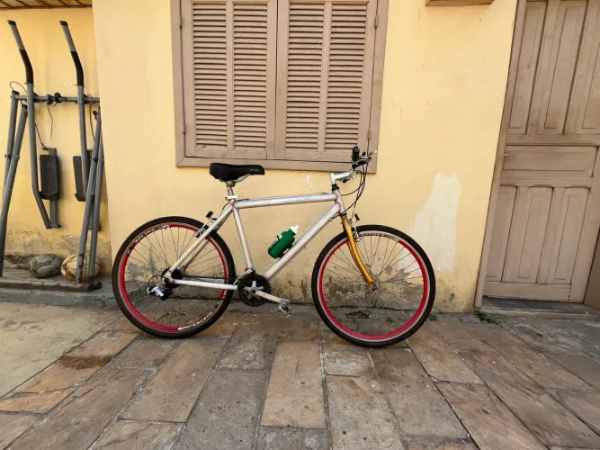 Bicicleta shimano em alumínio 