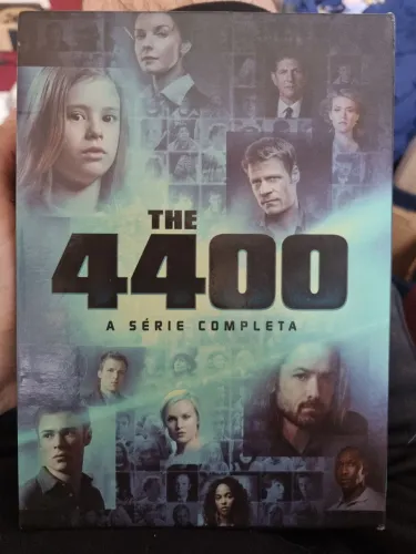 Box "the 4400 a série completa" 