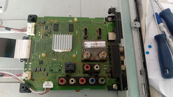 PLACA PRINCIPAL TV OANASONIC L32E6B 
