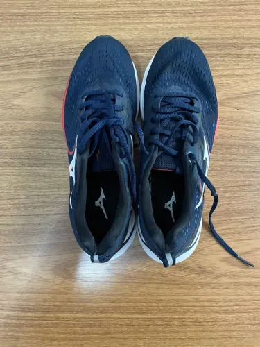 Tênis Mizuno Masculino Azul - Conforto e Performance