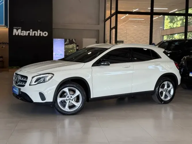 Mercedes-Benz GLA 200 Adv. 1.6/1.6 TB 16V Flex Aut. 2018