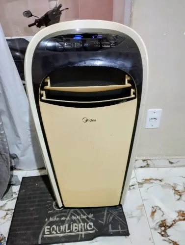Ar condicionado portátil Midea 10.500 BTUs 127v