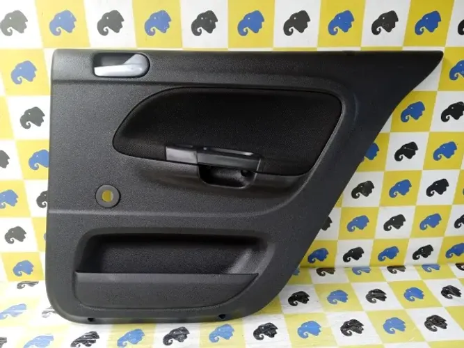Forro Da Porta Traseira Direita Voyage G7 G8 