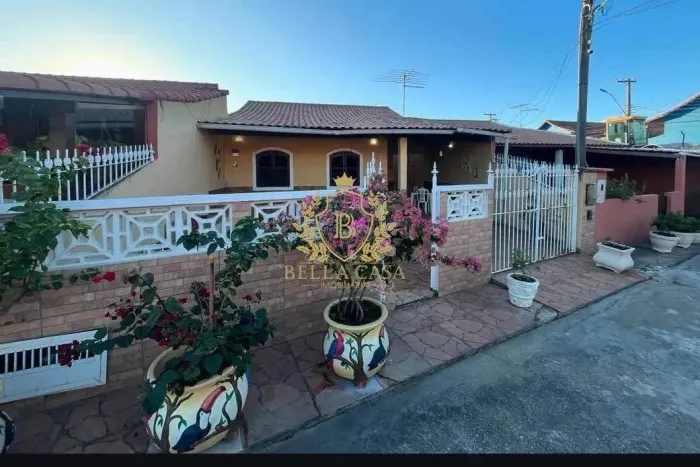 Casa com 2 quartos em condomínio à venda por R$ 280.000,00 - Centro - Iguaba Grande/RJ