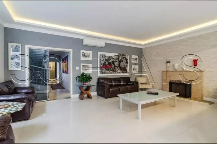 Casa na Rua Estados Unidos, disponível para venda com 540m², 06 dorms e 08 vagas