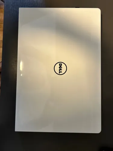 Notebook Dell 15.6 ? Modelo Inspiron5566