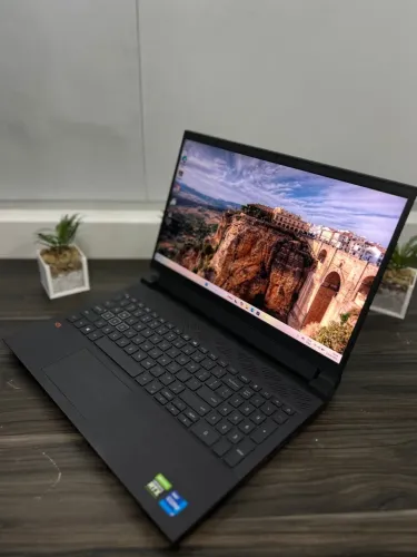 Notebook Gamer Dell G15 Intel i7 11th 16GB 512GB SSD RTX 3060 Seminovo com garantia