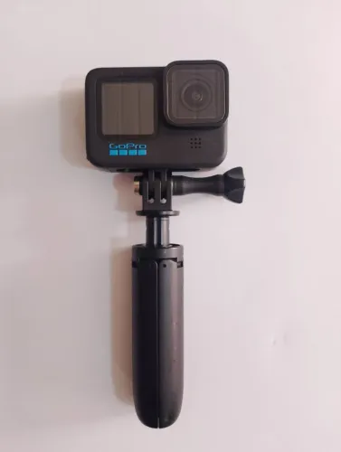 GoPro Hero 10 Black 4K + Acessórios
