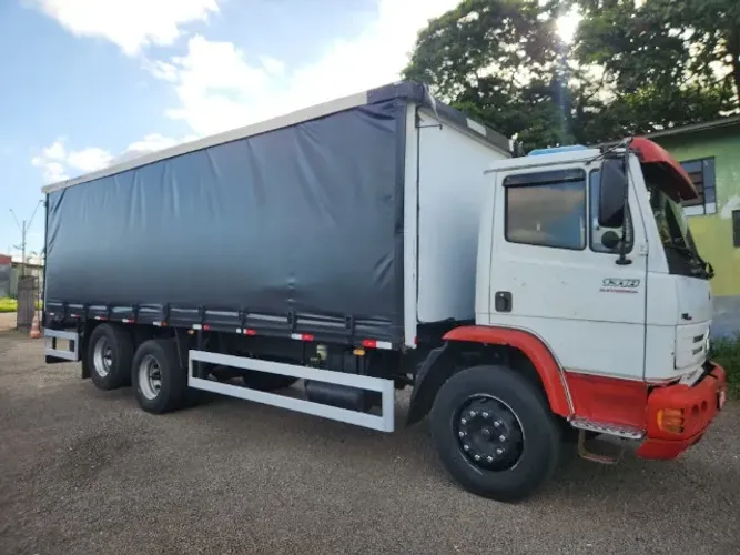 Mercedes Benz 1318 2004 truck Sider