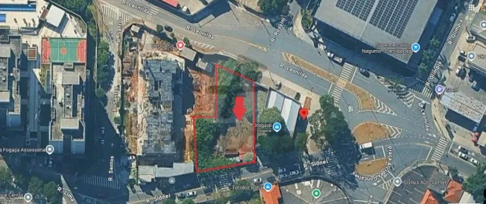 Terreno Comercial 1.100 m² com 2 Frentes em Utinga, Santo André.