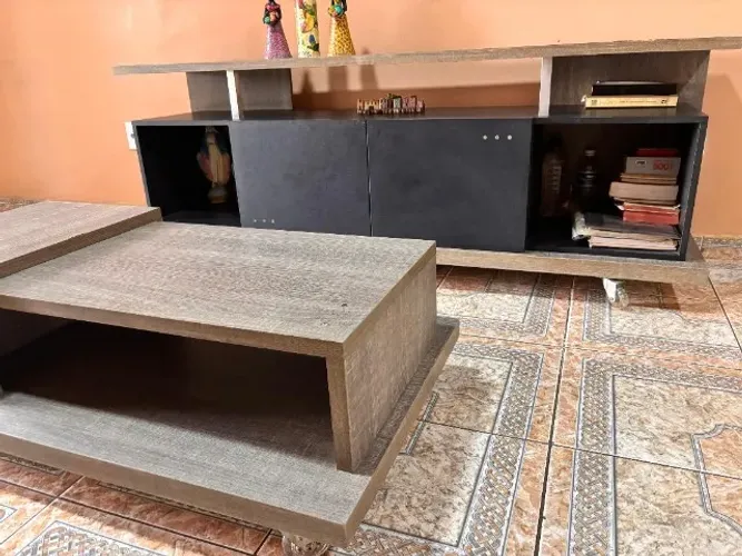 Conjunto Rack com mesa de centro para sala
