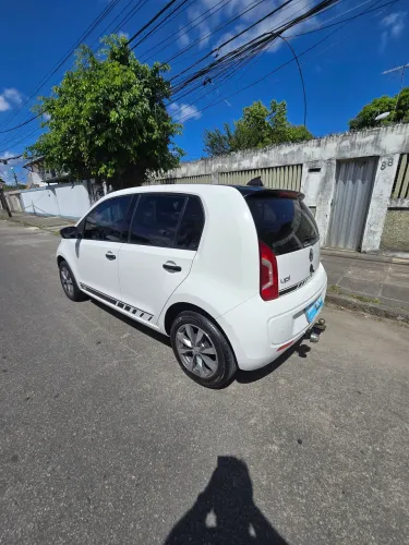 Volkswagen Up! Take 1.0 Total Flex 12V 5P 2015
