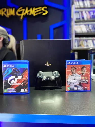 PS4 Pro com Jogos Gratis