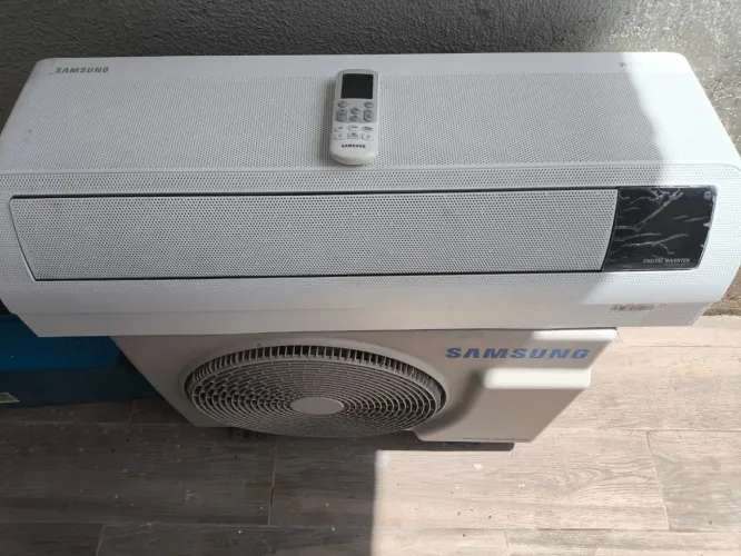 Ar-condicionado pra vender 