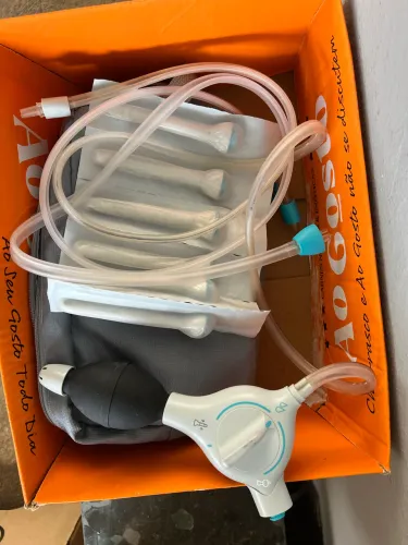 sistema de irrigação tran.s.a.nal (TAI) Peristeen Plus da Coloplast.