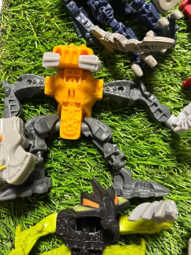 Peças LEGO Bionicle - Várias cores e modelos