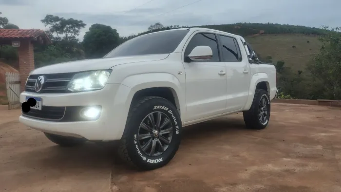 Volkswagen Amarok High.cd 2.0 16V TDI 4X4 Dies. AUT 2013