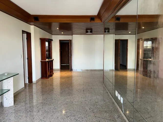 Lúcio Costa , Barra da Tijuca, Rio de Janeiro, vendo apartamento com 4 quartos