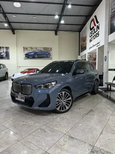 BMW IX1 Xdrive 30 M Sport (elétrico) 2024