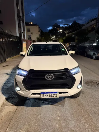 Toyota Hilux CD 4X4 2.8 Diesel Mec. 2021