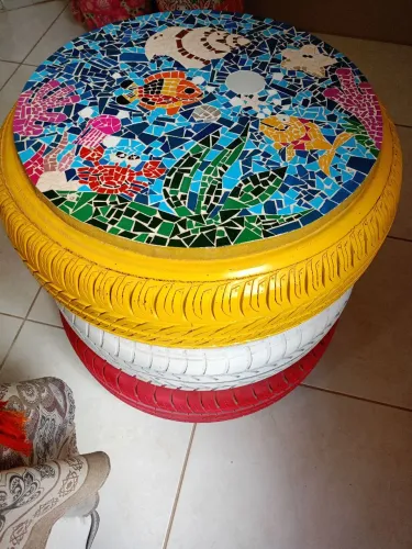 Mesa em mosaico com Rodízio várias ultilidade 