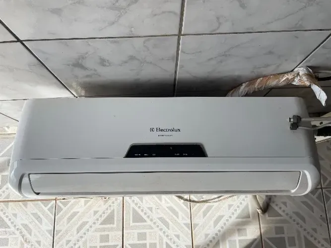 Ar condicionado split 7000 btus Electrolux