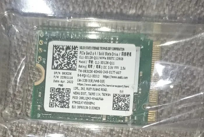 memoria SSD Nvme  3 X 4 Gen  - 128gb