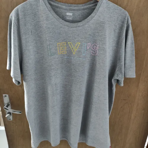 Camiseta Levi's Tam XG