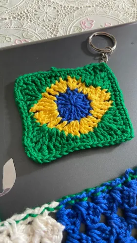 Mini bandeira do Brasil- aplicação para roupas ou chaveiro
