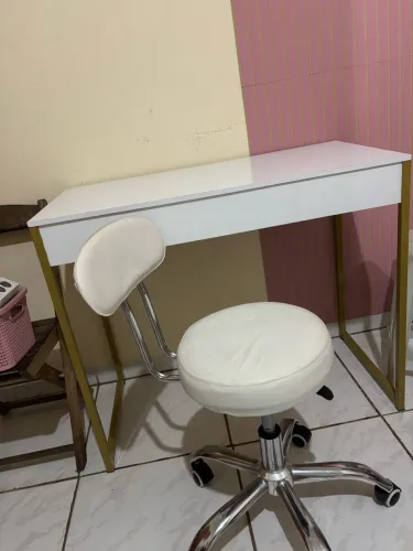 Cadeira Pop Mocho Encosto Giratório