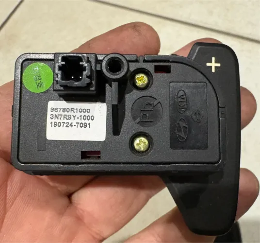  par de botões de câmbio borboleta (paddle shift)