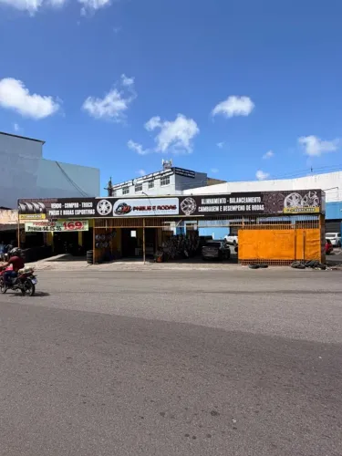 PONTO COMERCIAL À VENDA NA AVENIDA COELHO CAMPOS