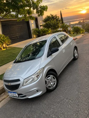 Chevrolet Onix JOY Hatch 1.0 8V Flex Mec. 4P 2017