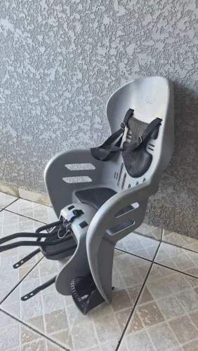Cadeirinha infantil pra bicicleta